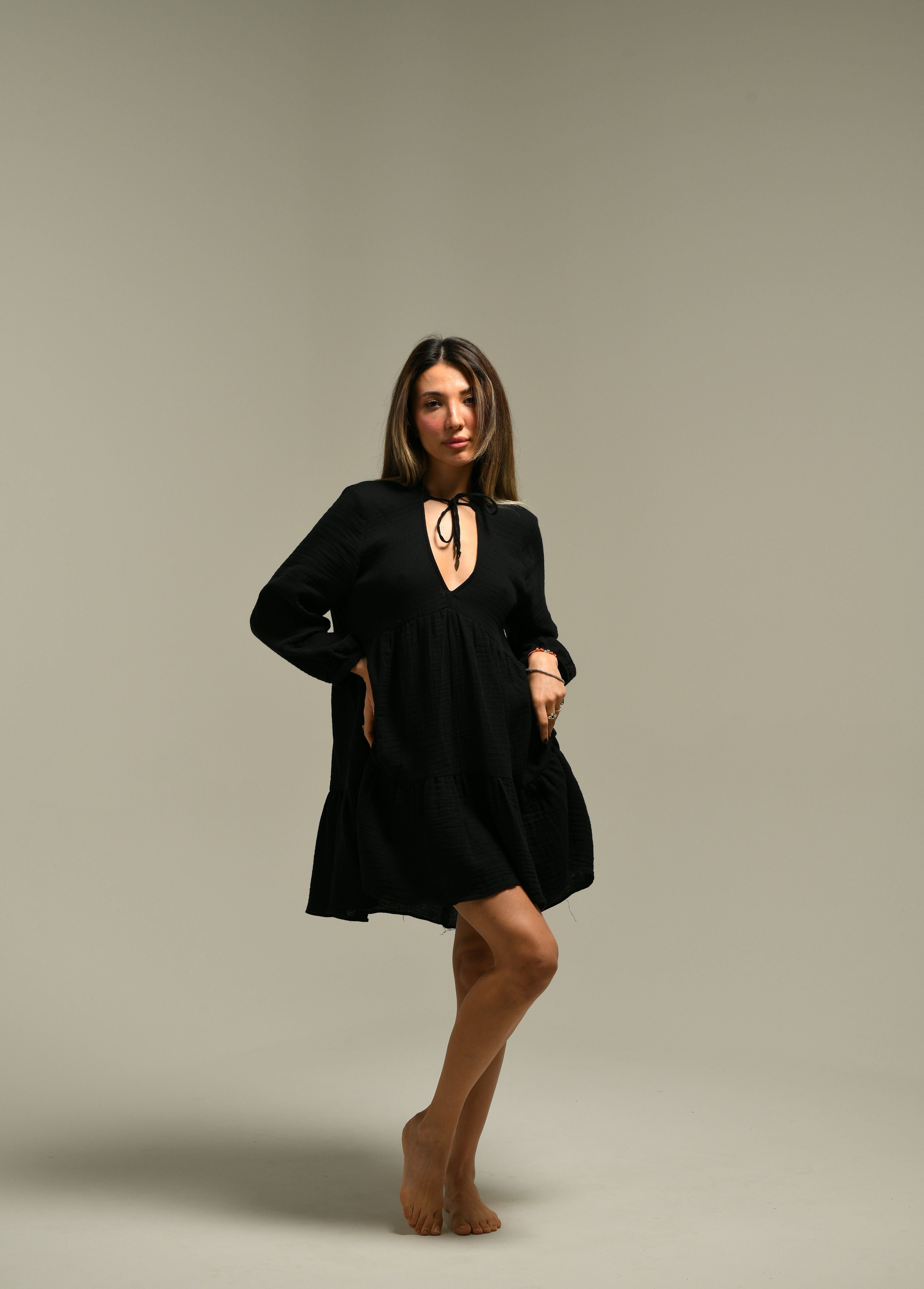 Siyah Pamuklu Bohem V Yakalı Kısa Elbise